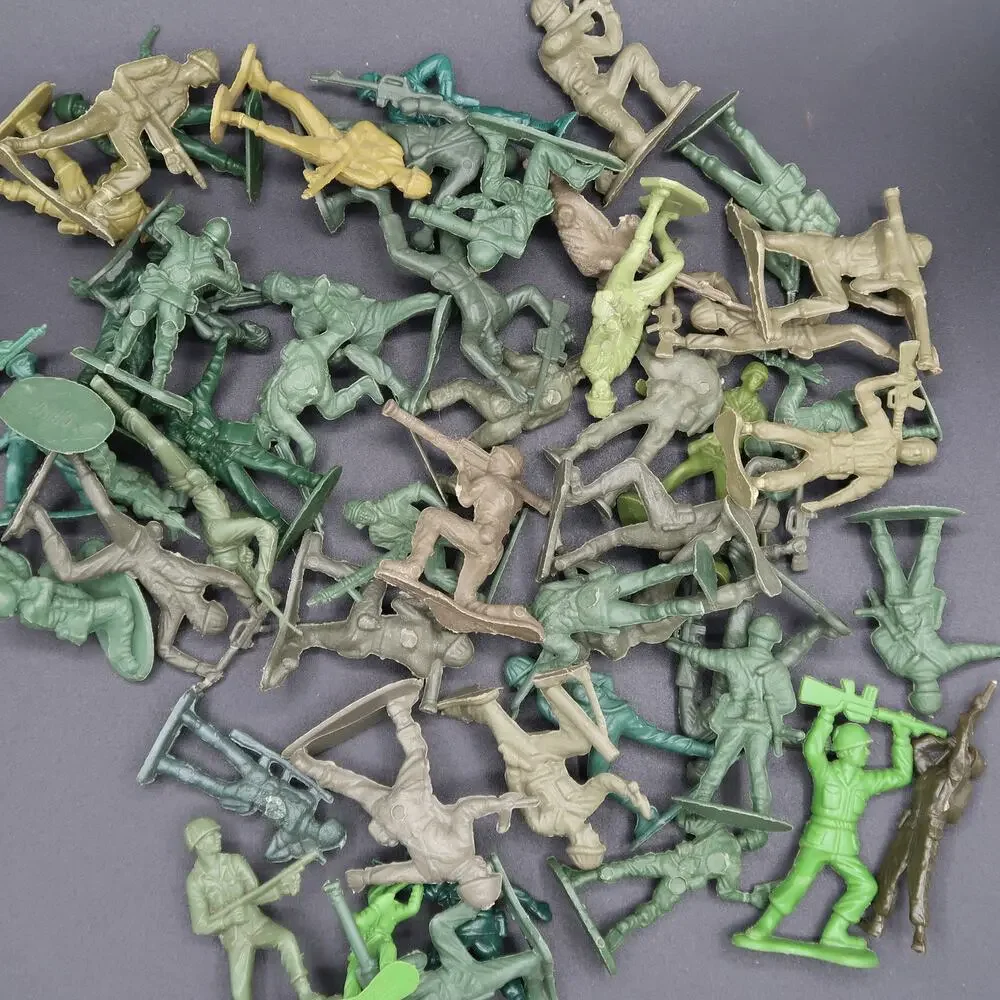 Plastic Green Army Men Set Vintage Classic Toys China Quart Bag